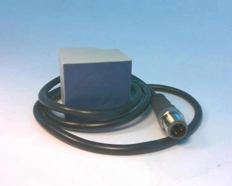 Schneider Electric XS7T4DA214LD — Proximity Sensors (image 2)