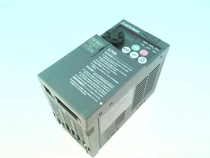 Mitsubishi Electric FR-E710W-015-NA — AC Drives (VFD) (image 4)