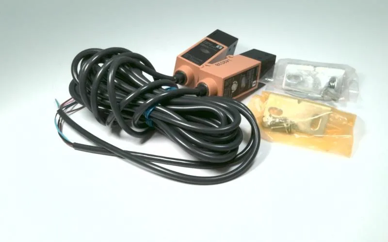 Omron E3S-5E41 — Photoelectric Sensors (image 3)