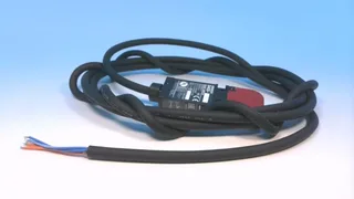 Omron D4GS-N1R-3 — Limit Switches (image 4)