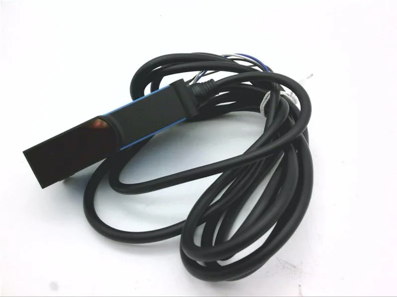 SICK WL18-3N130 — Photoelectric Sensors (image 2)