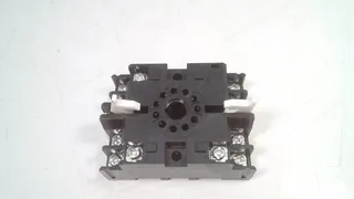 Fuji Electric TP411X — General Purpose Relays (image 4)
