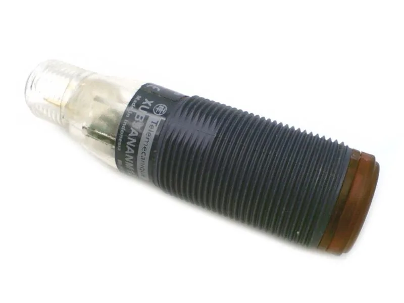 Schneider Electric XUB9ANANM12 — Photoelectric Sensors (image 3)