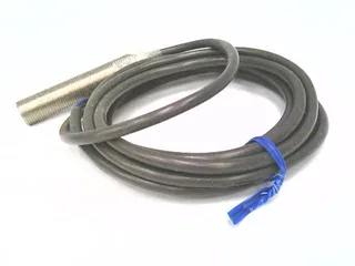 Omron E2E2-X2B1 2M — Proximity Sensors (image 2)