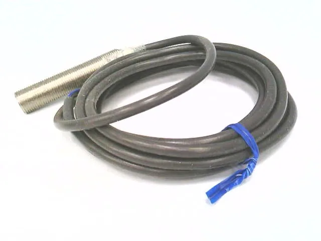 Omron E2E2-X2B1 2M — Proximity Sensors (image 2)