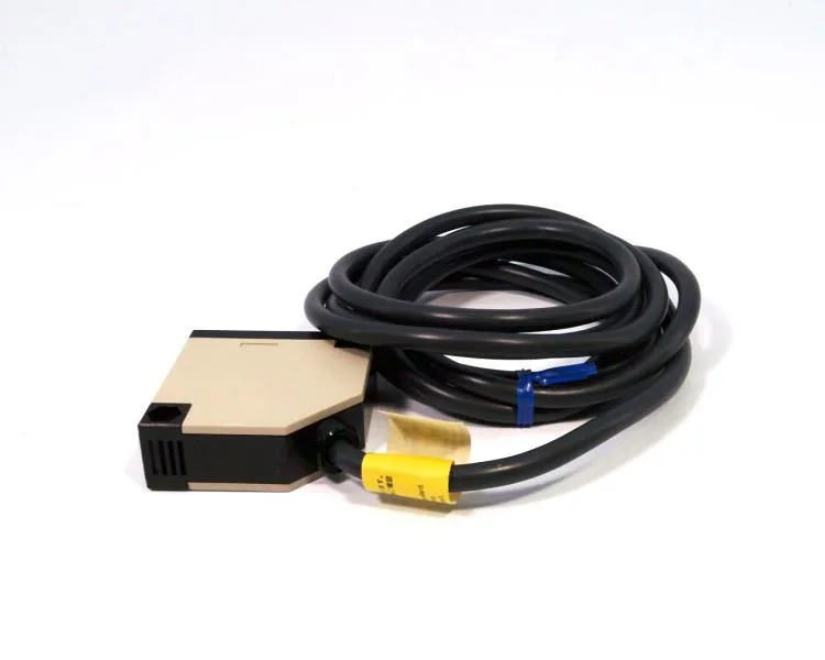 Omron E3JK-R2P2 — Photoelectric Sensors (image 4)