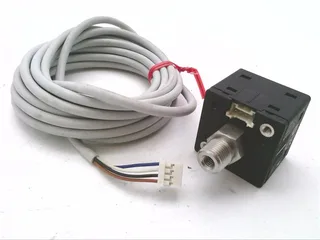 Festo SPAB-P10R-R18-2P-K1 — Pressure Sensors (image 2)