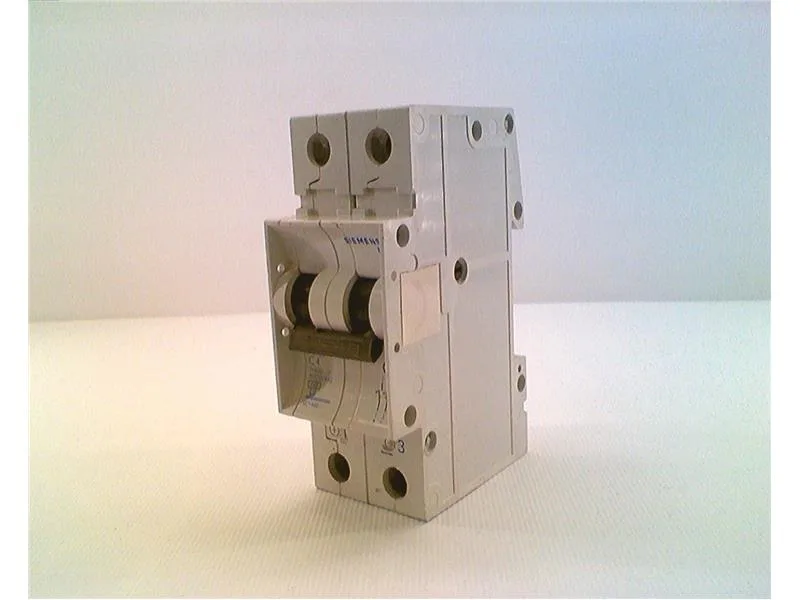 Siemens 5SX5225-6 — 2-Pole MCB (DIN Rail)