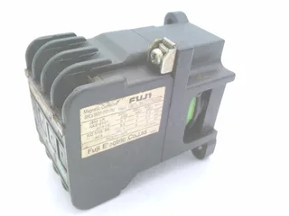 Fuji Electric SRCA3631-0 — Contactors (image 2)