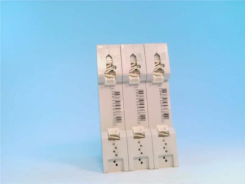 Siemens 5SY8306-7 — 3-Pole MCB (DIN Rail) (image 4)
