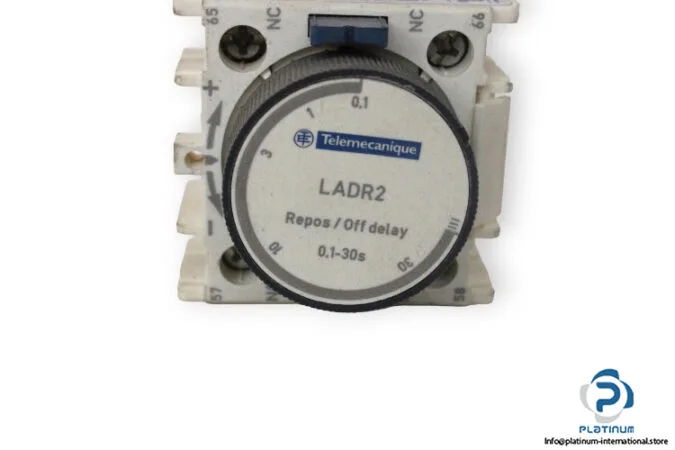 Schneider Electric LADR2 (image 4)