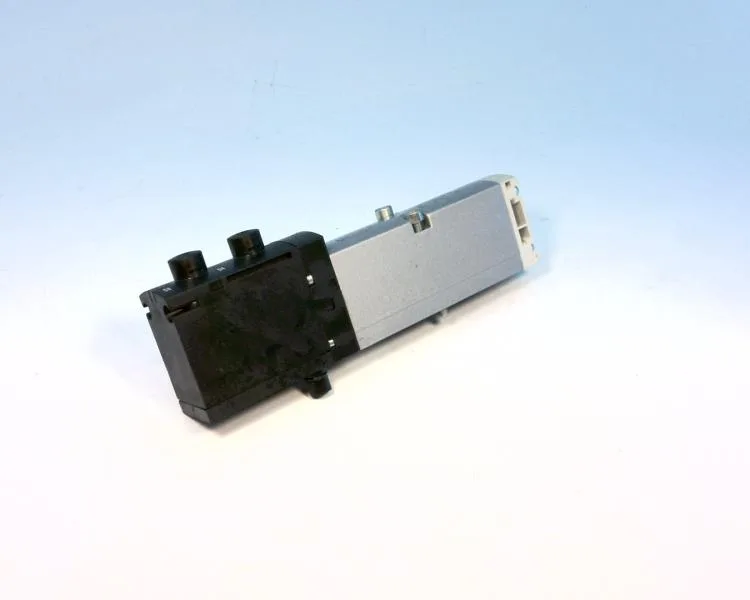 Festo VSVA-B-D52-D-D2-1R5L — Solenoid & Directional Valves