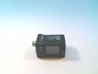 Festo SPAU-P10R-T-G18M-L-PNLK-PNVBA-M12D — Pressure Sensors (image 3)