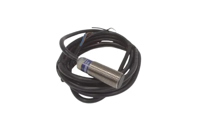 Schneider Electric XS512B1PAL2 — Proximity Sensors (image 3)