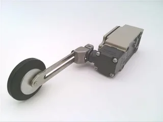Omron D4B-3113N — Limit Switches (image 2)