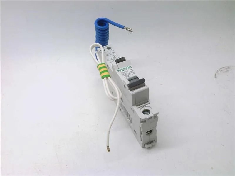 Schneider Electric DOM32B6R30 — Miniature Circuit Breakers (MCB) (image 2)