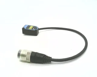 SICK WL100L-F1131S04 — Photoelectric Sensors