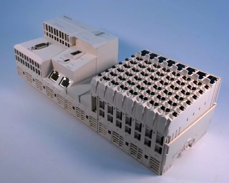 Schneider Electric TM258LF42DR (image 4)