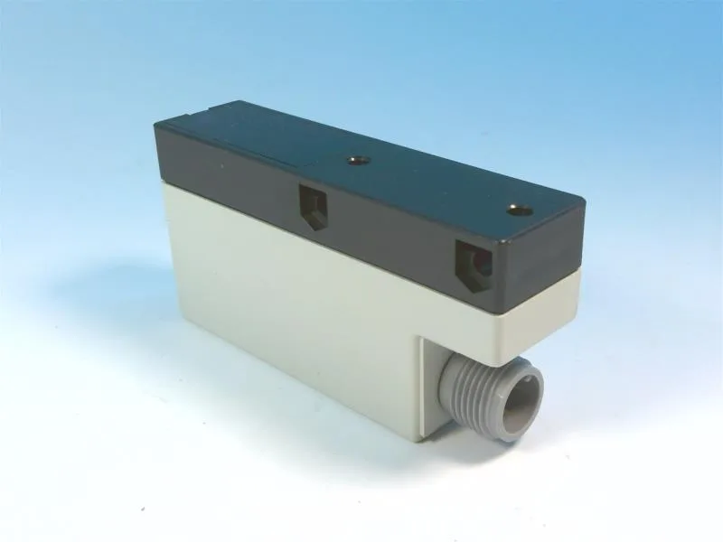 Schneider Electric XULK0830D — Photoelectric Sensors (image 2)