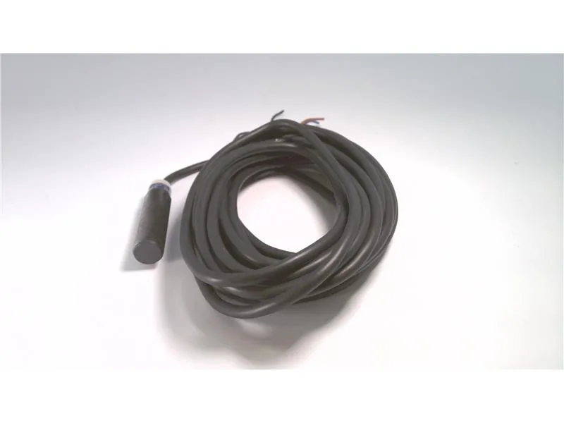 Schneider Electric XS212AAPAL5 — Proximity Sensors (image 2)