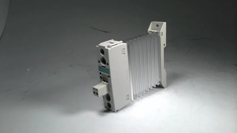 Siemens 3RF2320-1DA44 — Solid State Relays (image 2)
