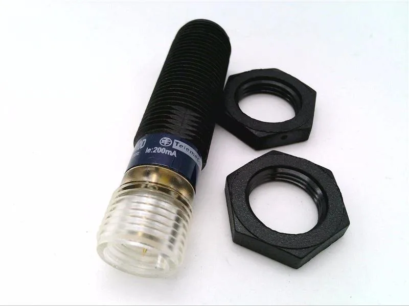 Schneider Electric XS4P12PC410D — Proximity Sensors (image 2)