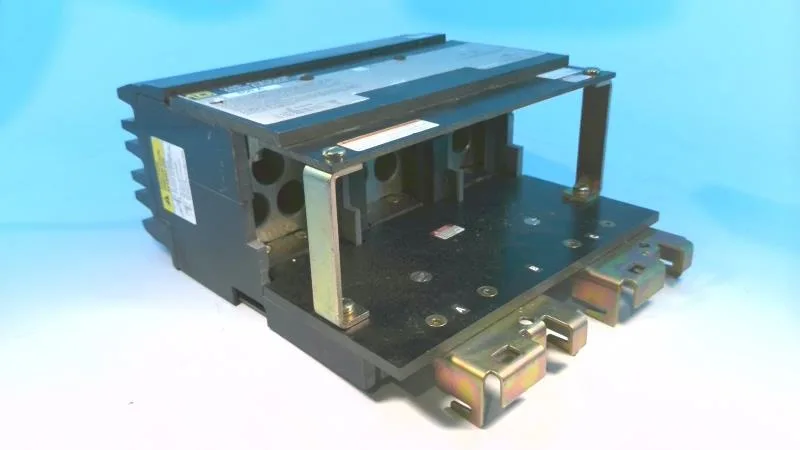 Schneider Electric SL800 — Circuit Breaker Accessories (image 3)