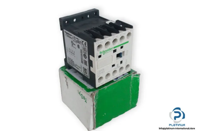 Schneider Electric CA4KN22BW3 (image 5)
