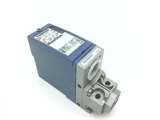 Schneider Electric XMLA020A2S12 — Pressure Sensors