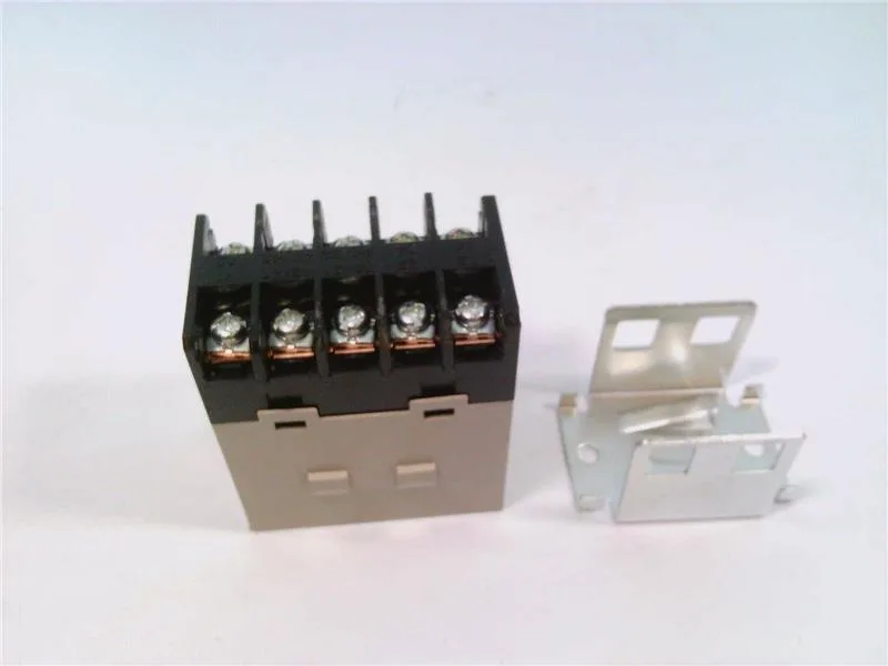 Omron G7J3A-1BBW1 — General Purpose Relays (image 3)