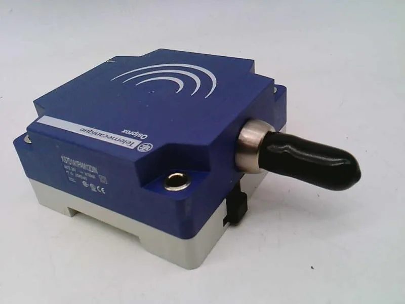 Schneider Electric XS7D1A1PAM12DIN — Proximity Sensors (image 2)