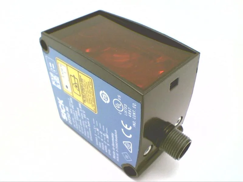 SICK DT50-P2123 — Proximity Sensors (image 5)
