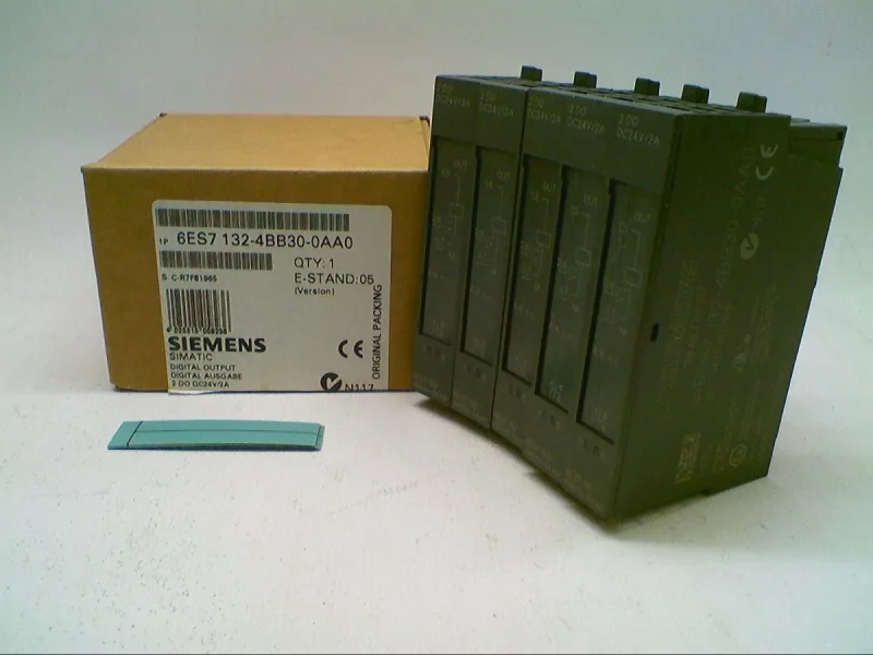 Siemens 6ES7132-4BB30-0AA0 — Digital Output Modules (image 4)