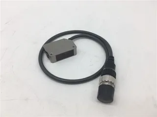 Omron E3ZM-CL81H-M1TJ