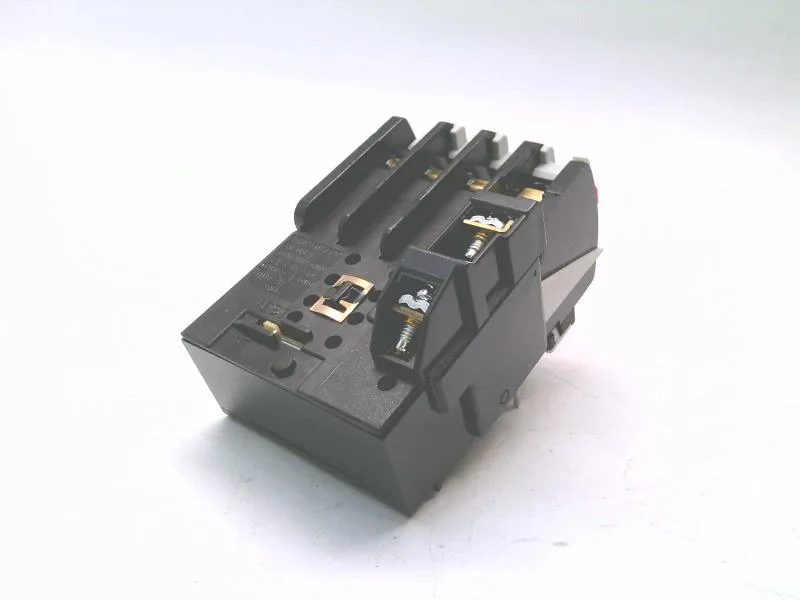 Omron J7TKN-A-E27 — Overload Relays (image 2)