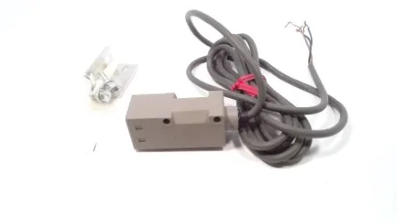 Omron E3SCD11 — Photoelectric Sensors (image 3)