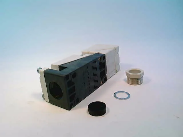 Siemens 3RG40416CD00 — Proximity Sensors (image 3)