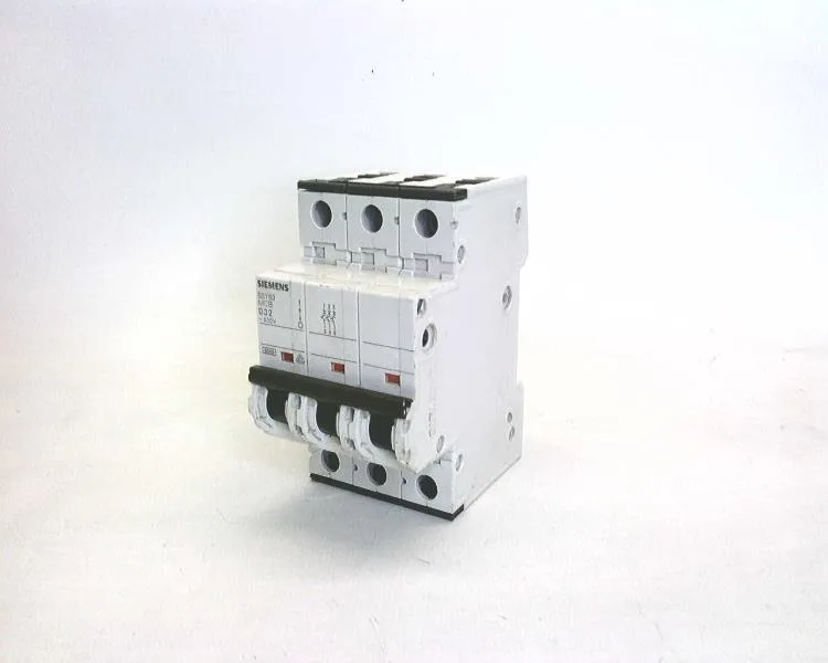 Siemens 5SY6332-8 — 3-Pole MCB (DIN Rail)