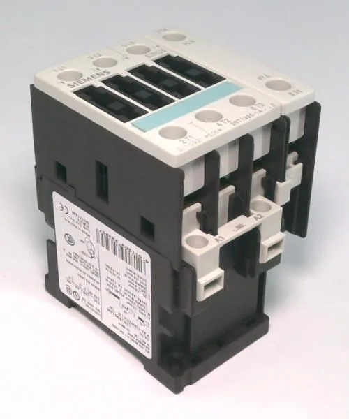 Siemens 3RT1325-1BD40 — Contactors