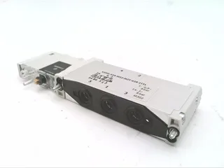 Festo VUVG-S14-M52-MZT-G18-1T1L — Solenoid & Directional Valves (image 2)