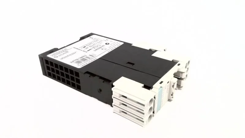 Siemens 3UF7700-1AA00-0 — PLC I/O & Expansion Modules (image 4)