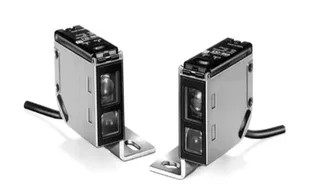 Omron E3S-CD11-M1J 0.3M
