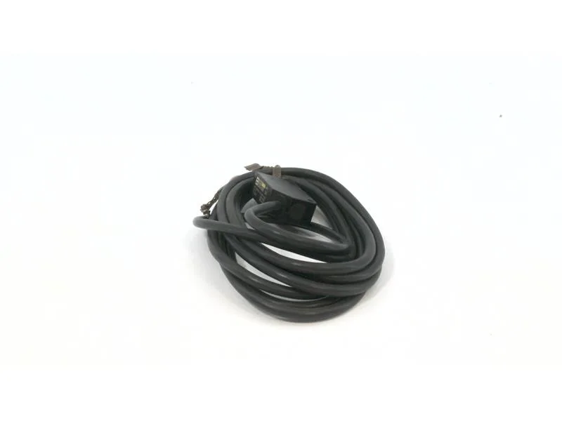 Omron E3V3D61 — Photoelectric Sensors (image 2)