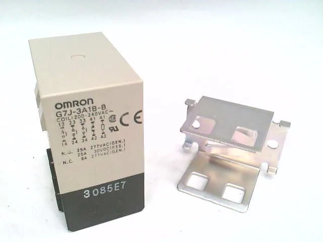 Omron G7J-3A1B-B AC200/240 — Solid State Relays