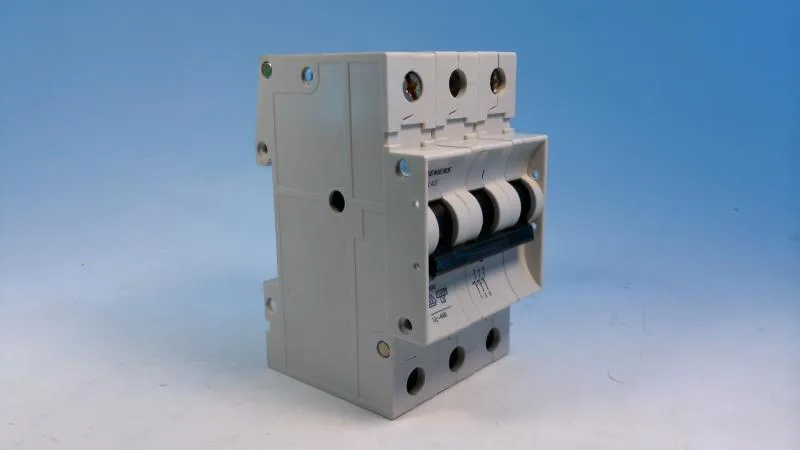Siemens 5SX4306-6 — 3-Pole MCB (DIN Rail) (image 2)