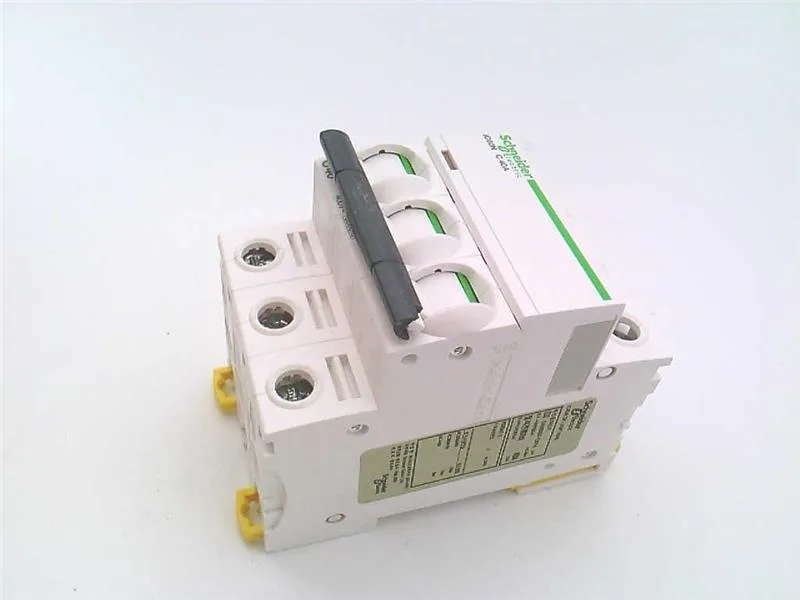 Schneider Electric A9F74340 (image 2)