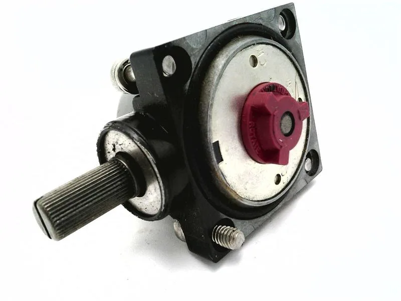 Omron D4A-0004 — Limit Switches (image 2)