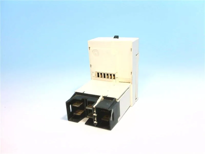 Schneider Electric LUCA32ES (image 5)