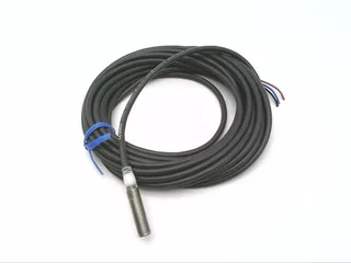 Omron E2A-S08KS01-WP-B1-TP 5M