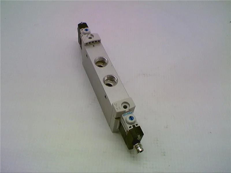 Festo VUVG-L18-T32C-AT-G14-1R8L — Solenoid & Directional Valves (image 2)